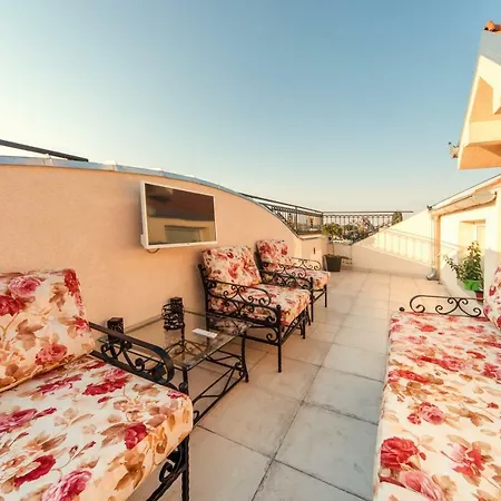 Appartement New And *